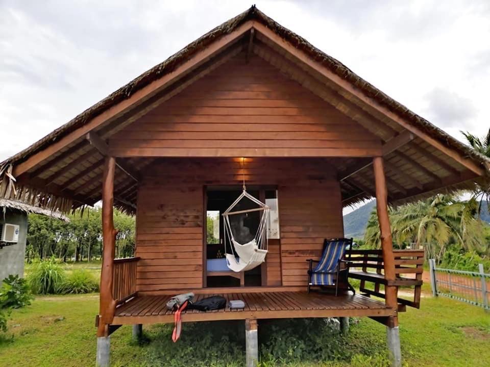 Namm Natawn Hotel Ko Yao Noi Exterior photo